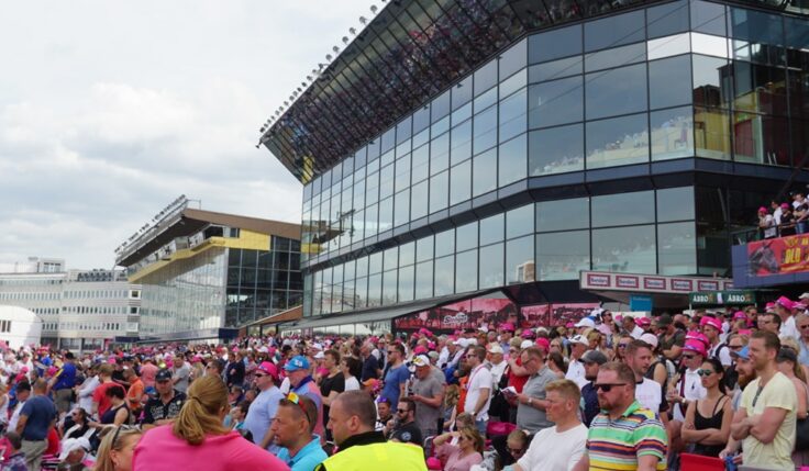 RESTAURANT SEATS FOR THE ELITE RACE ARE NOW AVAILABLE